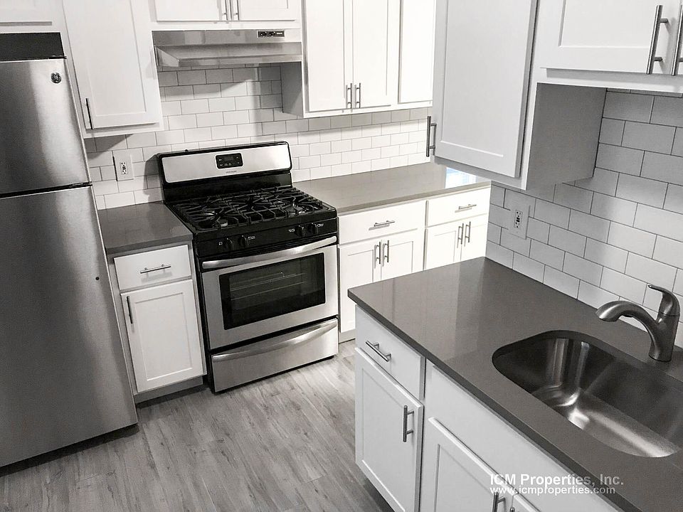 1st image of 3928 N Pine Grove Ave #A