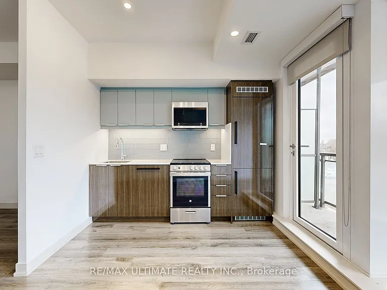 90 Glen Everest Rd #407 — Photo 4