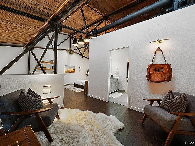 3033 Blake St #123 — Photo 23