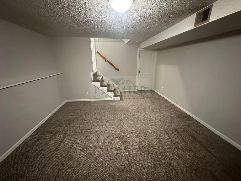8428 Lane Pl — Photo 16