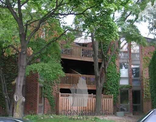 2nd image of 2131 N Larrabee St #307JC