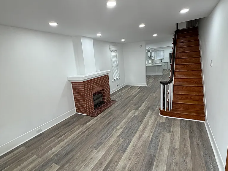 2319 Cumberland Ave #1 — Photo 2