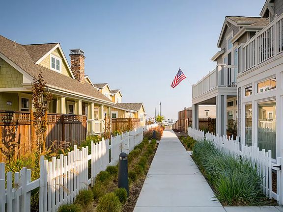 The Strand Cottages