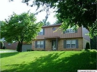 1727 Bainbridge Ter NW, Huntsville, AL 35816