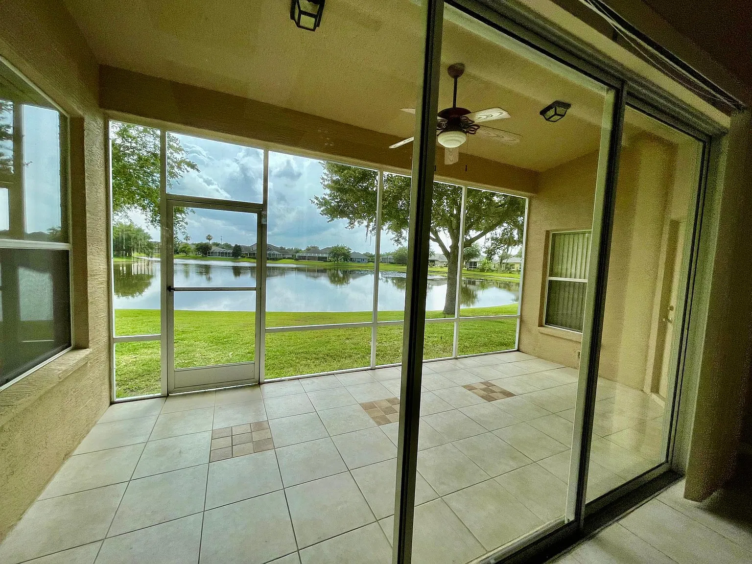 1704 Goosecross Ct — Photo 2