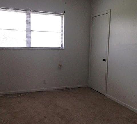 4th image of 1021 Crystal Lake Dr APT 310