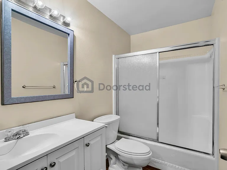 2521 W Sunflower Ave #J12 — Photo 14