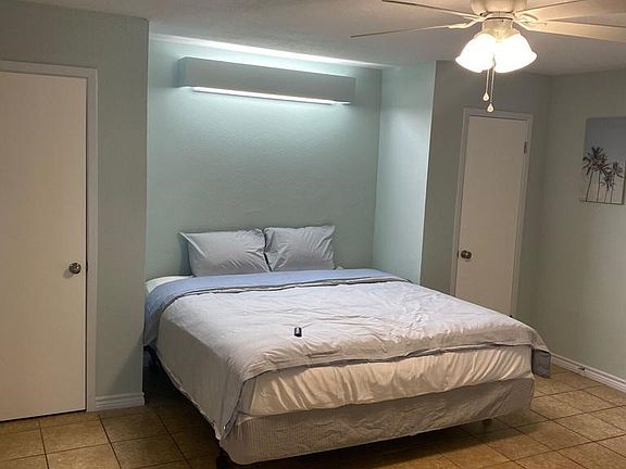 5th image of 1503 Percival Ave #C