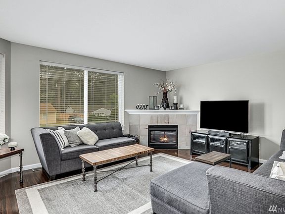 3rd image of 5729 186th St SW #A