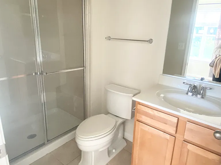 675 Anacostia Ave NE — Photo 15