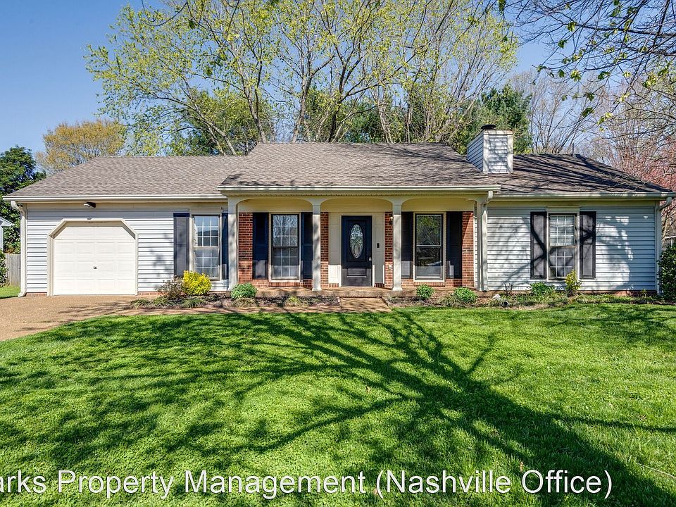 1st image of 709 Riverview Dr