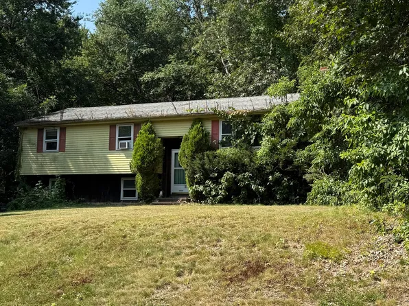 31 Country Lane, East Hampton, CT 06424