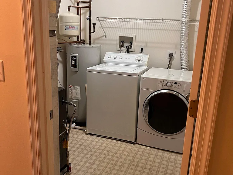 30 Amberstone Ct #30H — Photo 11