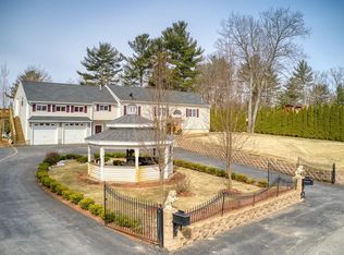 153 Dunn Rd, Ashburnham, MA 01430