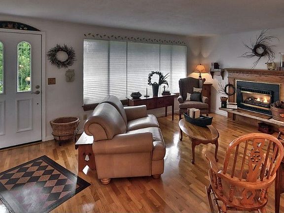 You will be in awe the minute you walk in and see the Gleaming Oak Floors and Custom Touches through