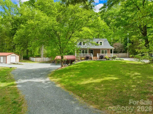 6002 Lake Rd, Mint Hill, NC 28227