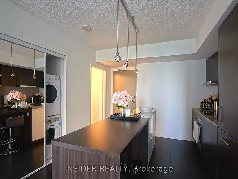 88 Harbour St #1409 — Photo 15