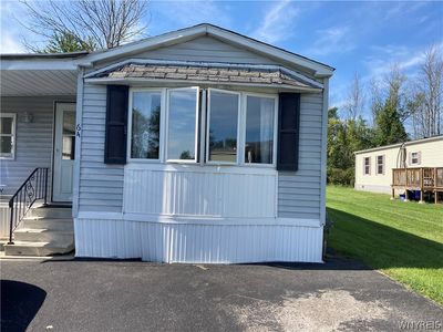 64 Elmhurst Dr, Lockport, NY, 14094