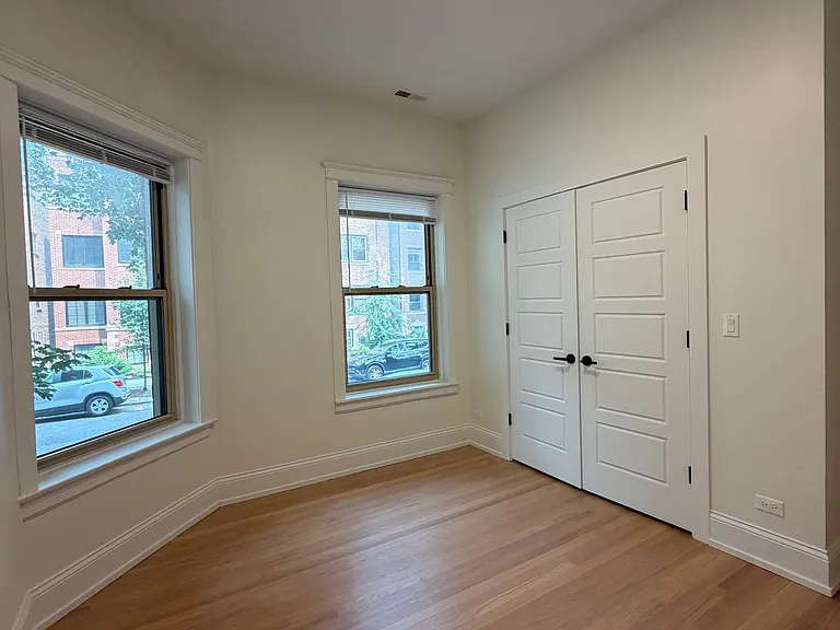 1400 W Olive Ave #1 — Photo 9
