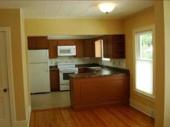 Kitchen and dining area