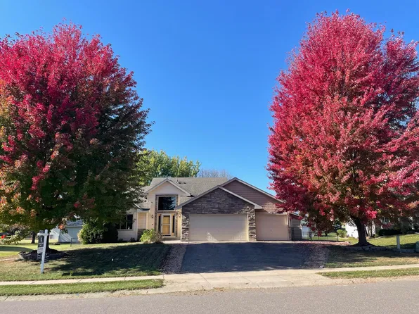 13525 Oakwood Dr, Rogers, MN 55374