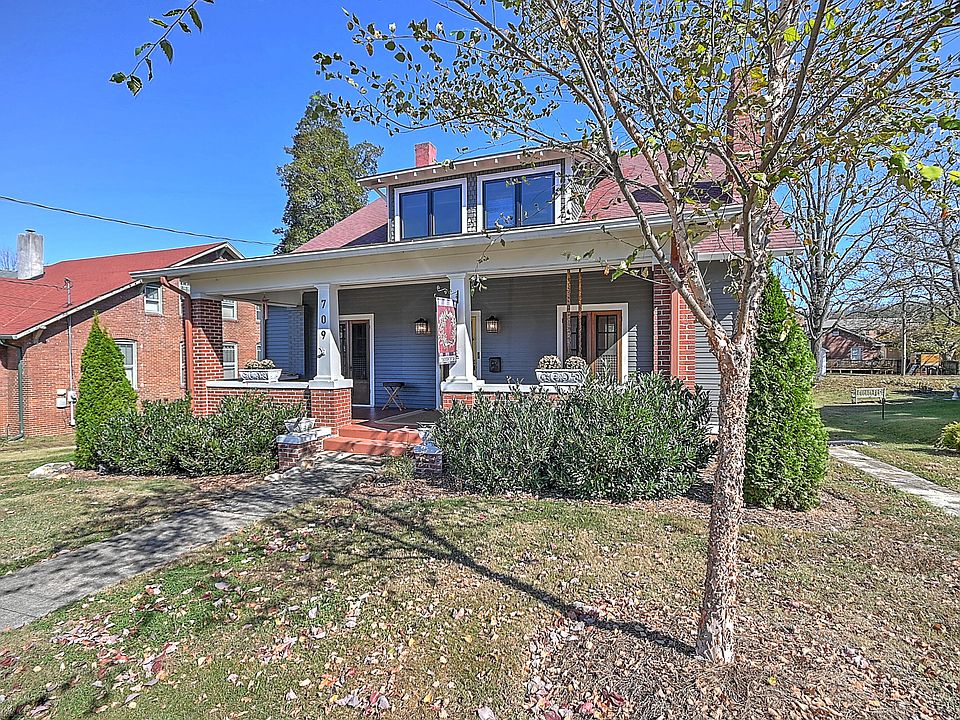709 Ave, Bristol, TN 37620 Zillow