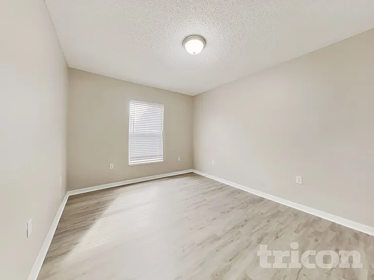 508 Cloudcroft Dr — Photo 11