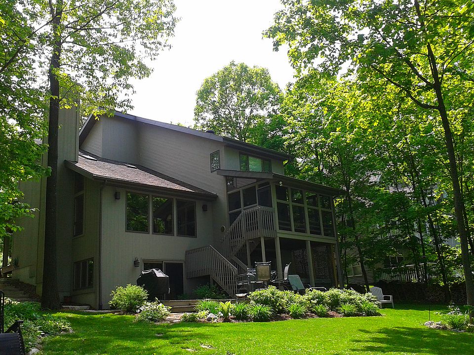 1st image of 21304 Sylvan Dr S