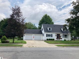 825 S Park St, Hastings, MI