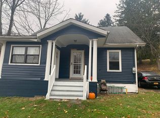 374 E Main St, Jefferson Valley, NY