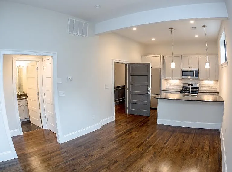 11 Newcomb St #11 — Photo 3
