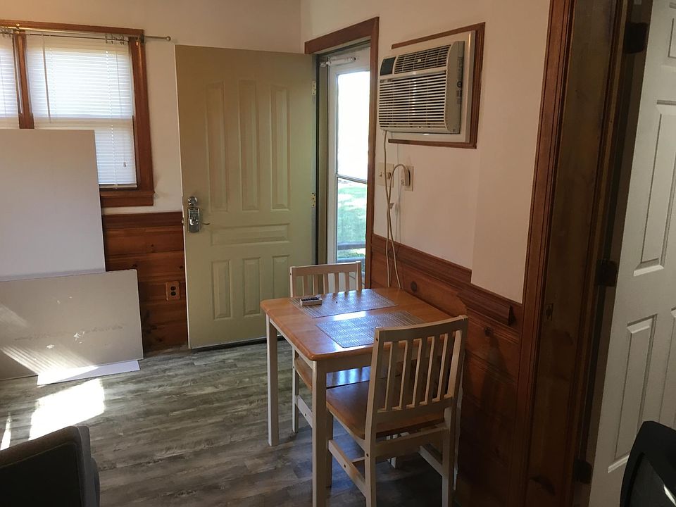 1st image of 1115 Welborne Dr #B
