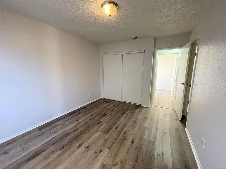 8712 California City Blvd #1-6 — Photo 21