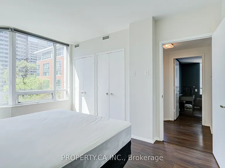 45 Charles St E #502 — Photo 22