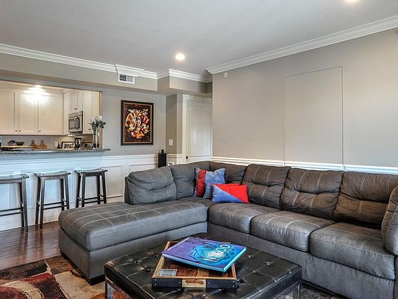 5th image of 153 Sumner St Unit 12