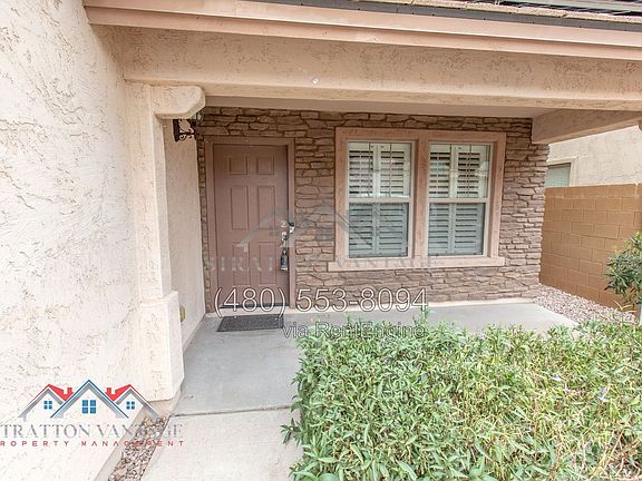 3rd image of 2038 W Marconi Ave
