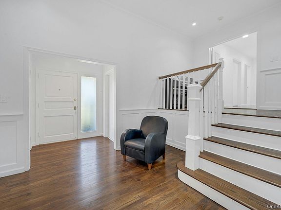 3rd image of 58 Mamaroneck Road