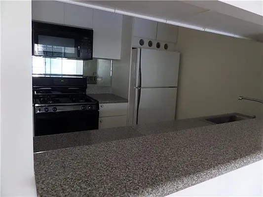 Rented by Platinvm Property Group New York | media 23