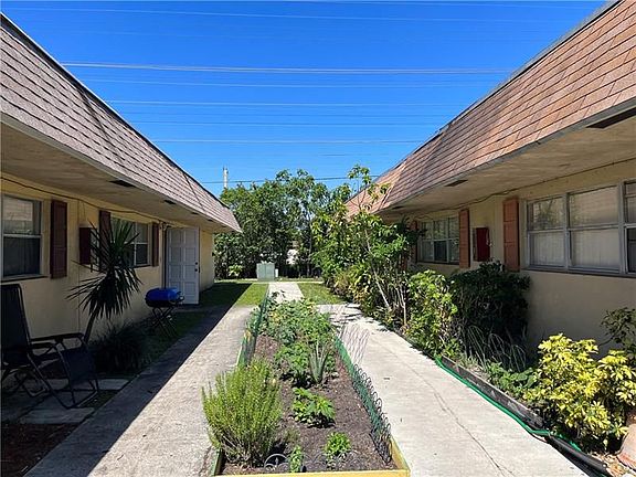 2nd image of 671 Kathy Ln #D