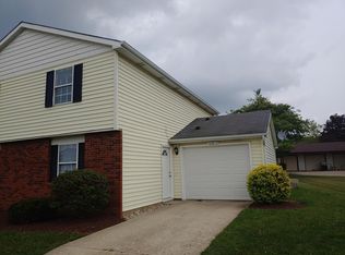 10612 Oak Valley Rd, Fort Wayne, IN 46845