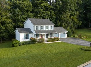 73 Woodland Dr, Shrewsbury, PA 17361
