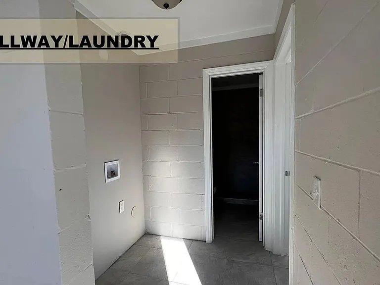 2447 Gervais St #B — Photo 11