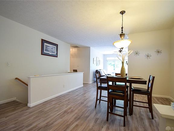 4th image of 2579 Eagle View Dr