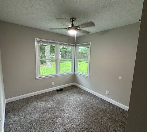 3rd image of 118 S Jackson St #118