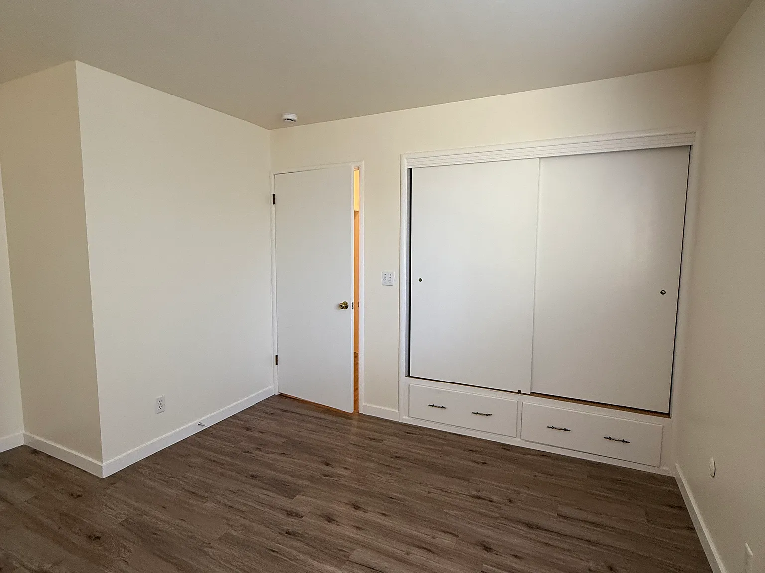 Bloss Ave, Hilmar — Photo 3