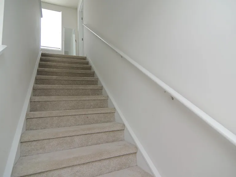 385 Saskatoon Dr — Photo 13