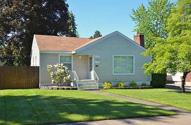 1st image of 2617 W Hoffman Ave
