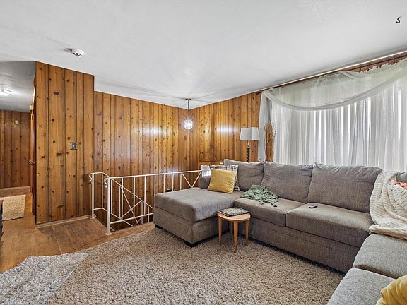 4th image of 3925 31st AVENUE