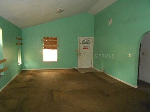 2nd image of 751 Newton Ave S