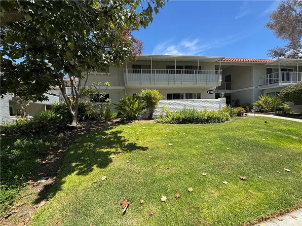 2108 Ronda Granada Unit B, Laguna Woods, CA 92637